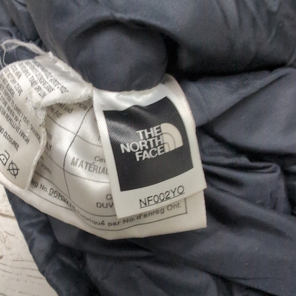 The North Face Womens Medium 1996 Retro Nuptse Vest with 700-fill - Picture 4 of 11